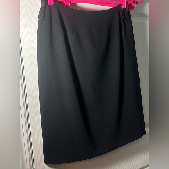 Vintage Kasper pink and black skirt suit 8P - Picture 2 of 2